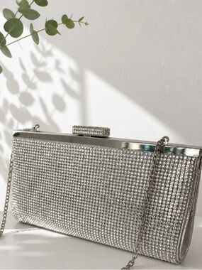 - Special Event Clutch.